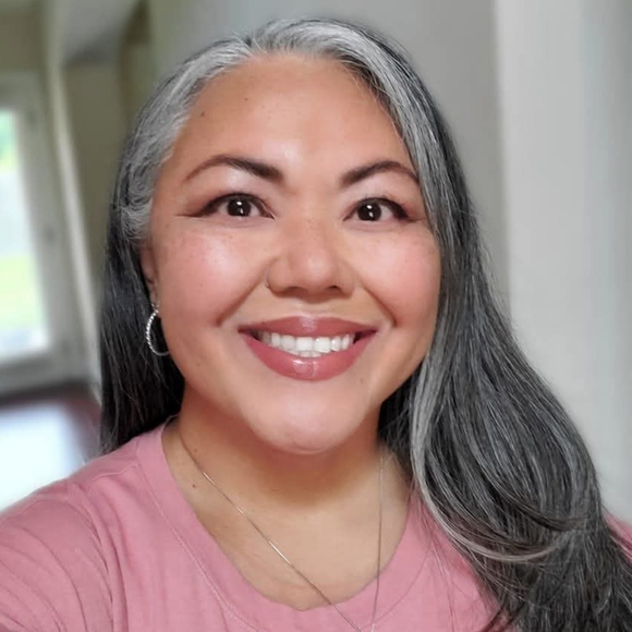 Meet your Posher, Catherine - Picture 1 of 1